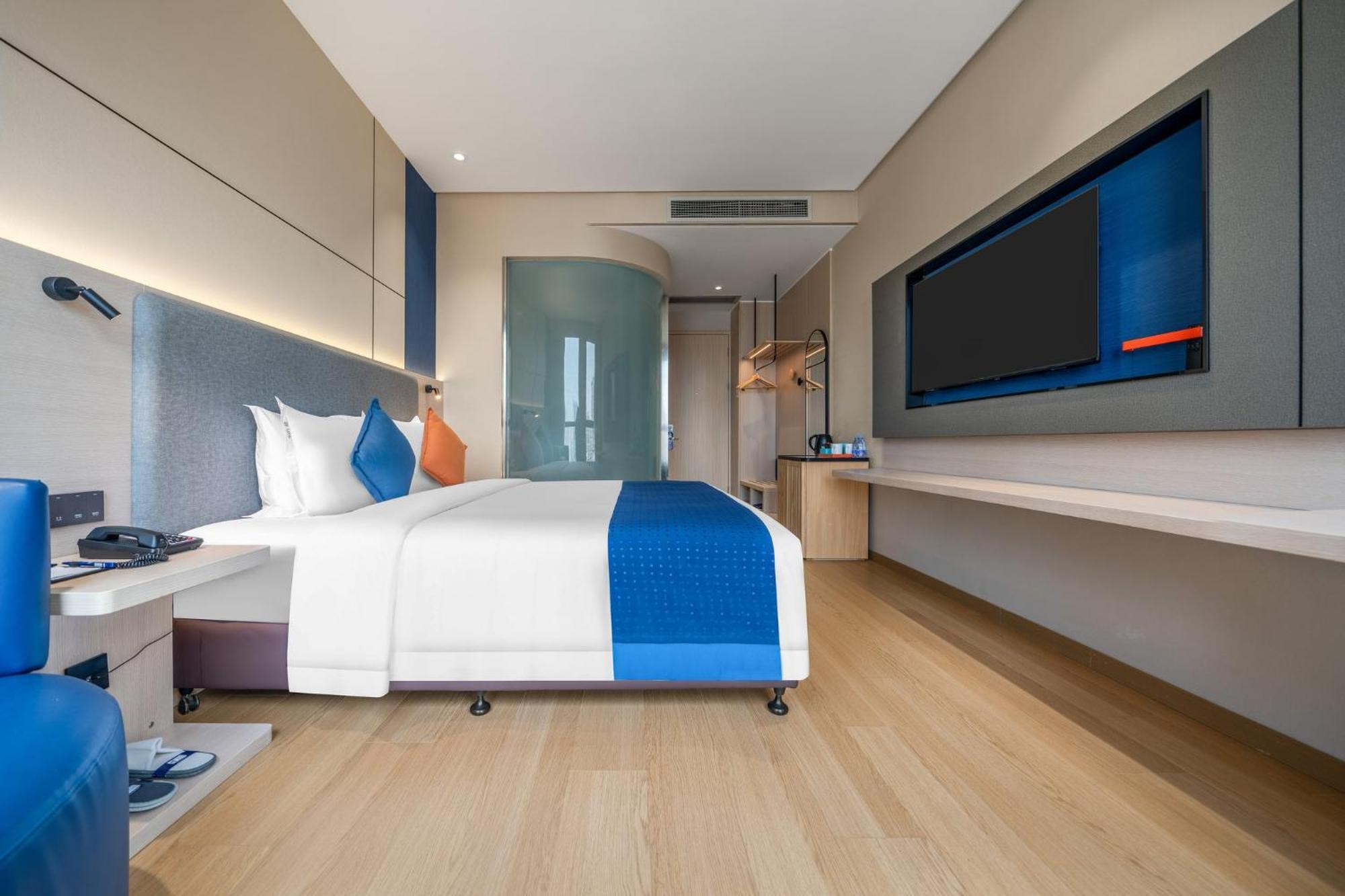 Holiday Inn Express Chongqing Guanyinqiao By Ihg Eksteriør bilde